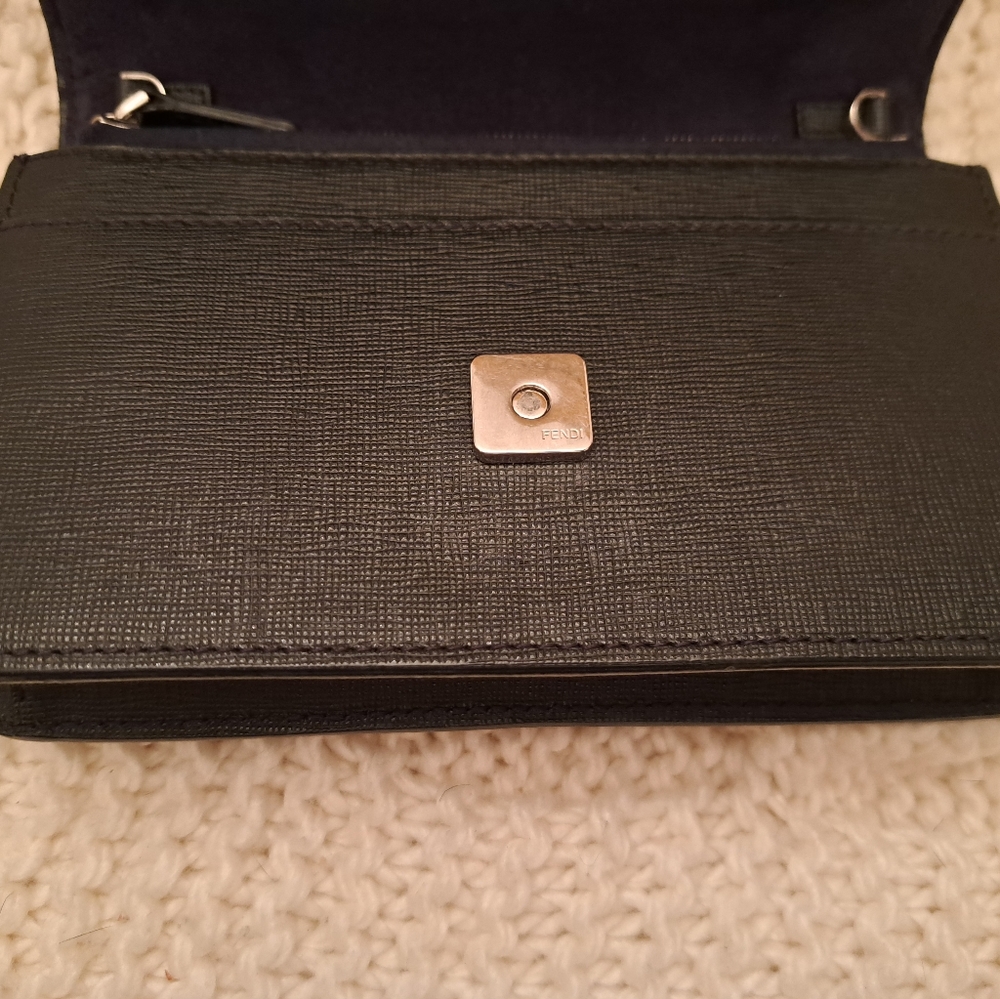 FENDI WOC - Picture 15 of 16